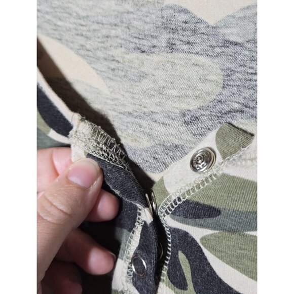 2 Look Amazing Womens Camouflage Raglan 3/4 Sleeve Shirt Medium Grunge Military - Picture 5 of 13